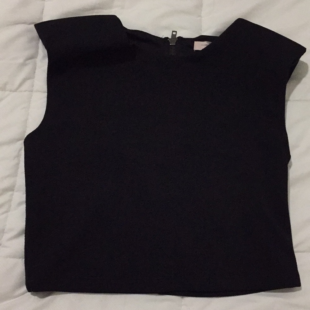 Black crop top